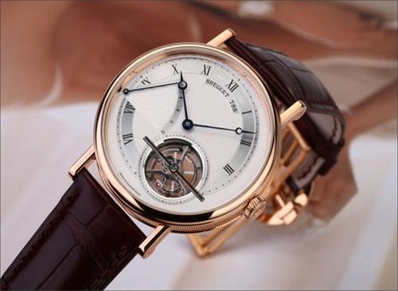 寶gue（Breguet）傳統GMT手動上鏈40毫米評測